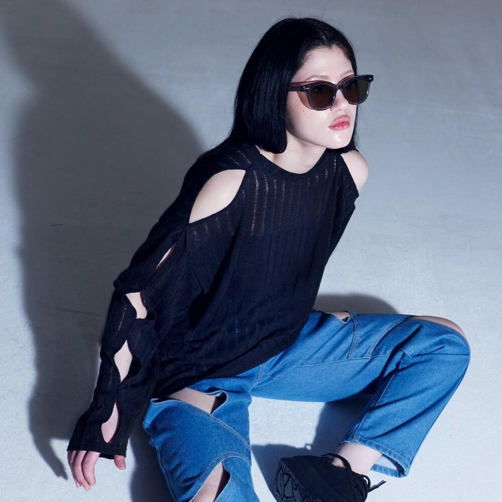 Cut-out Summer Knitwear