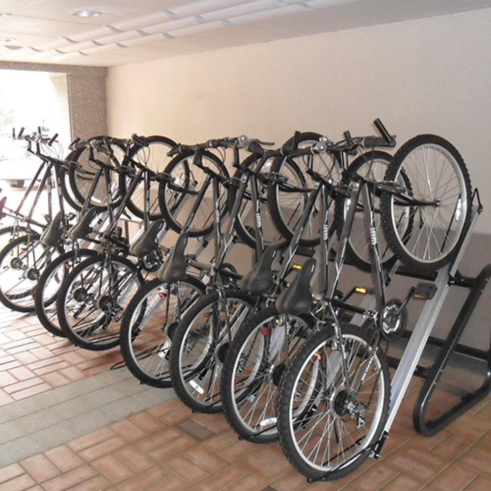 Iron Plate Foldable One-Stair Inclined Rack